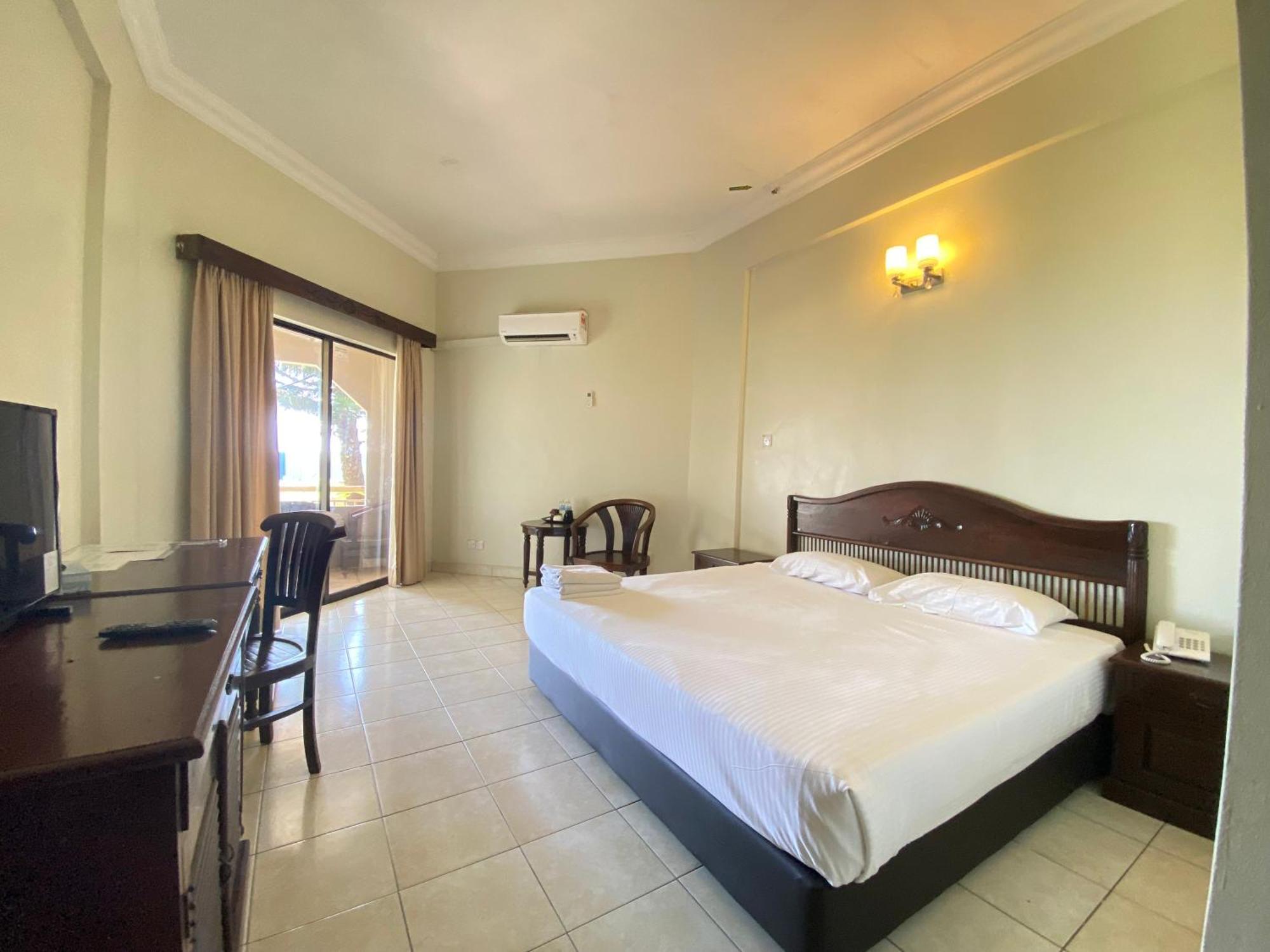 Erya By Suria Cherating Exterior photo